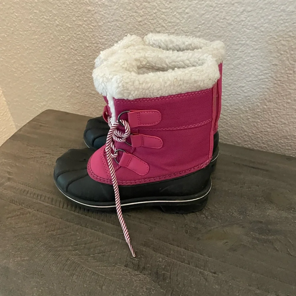 Cat & Jack Kids Pink and Black Winter snow Boots